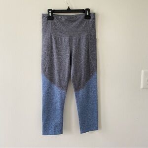 C9 by Champion Women’s Activewear Gray and Blue Color Blocked Capris